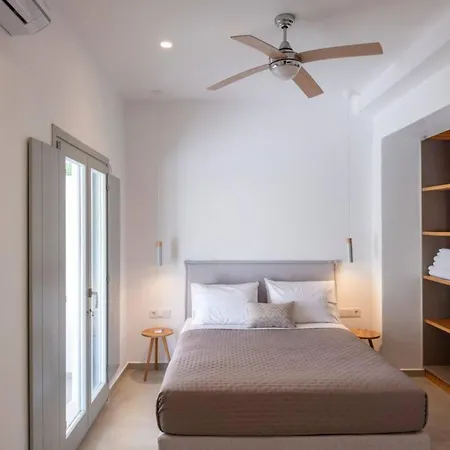 Villa Moonshine - A Stone's Throw From The